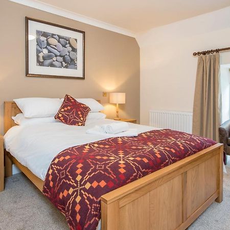 The Nags Head Inn Abercych Экстерьер фото