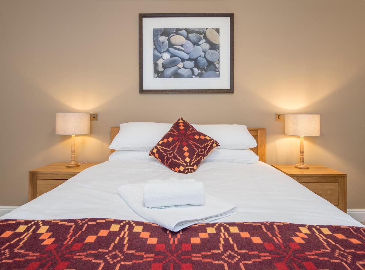 The Nags Head Inn Abercych Экстерьер фото