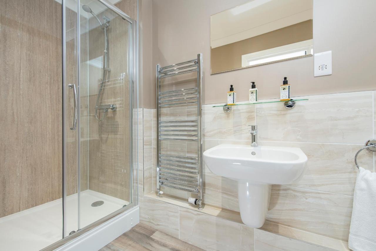 The Nags Head Inn Abercych Экстерьер фото